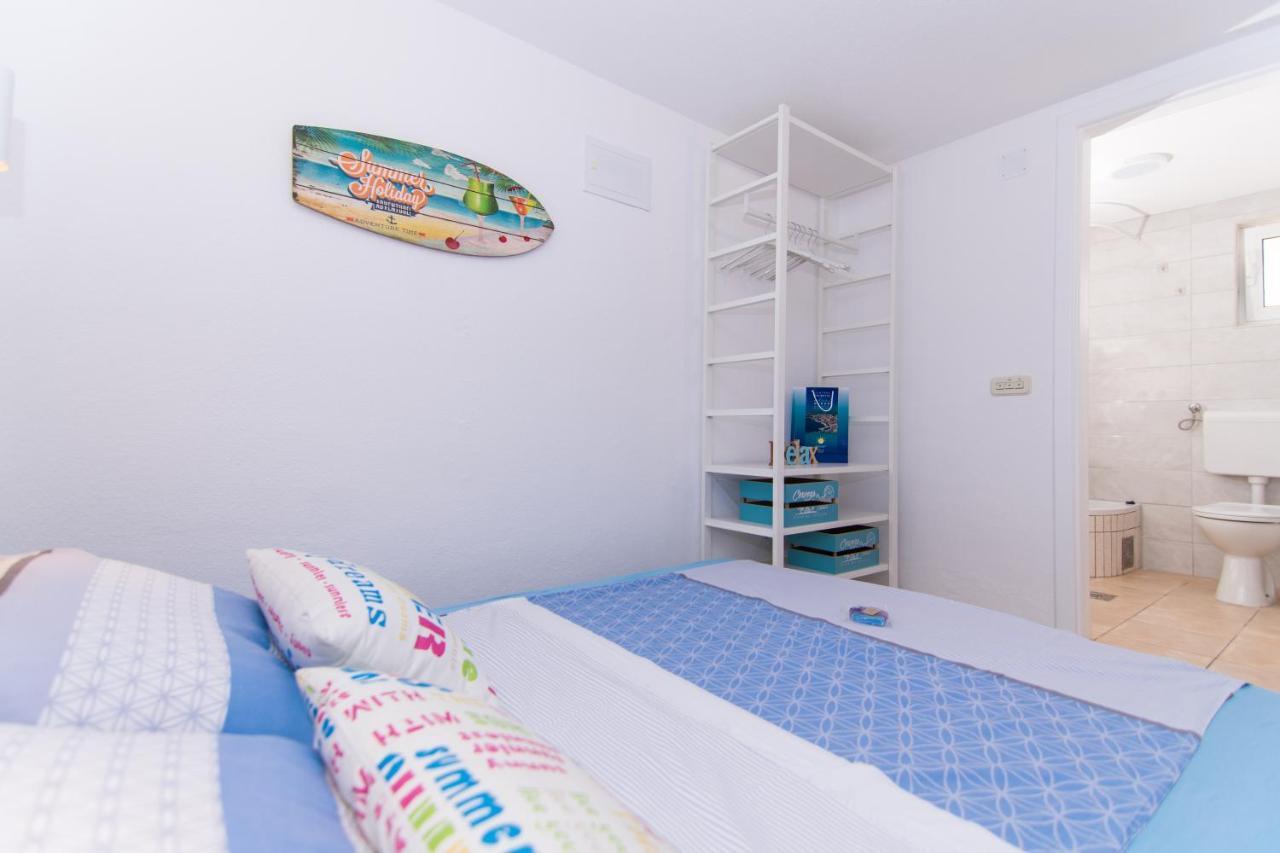 Apartments Lumini Трогир Экстерьер фото