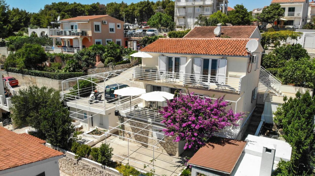 Apartments Lumini Трогир Экстерьер фото