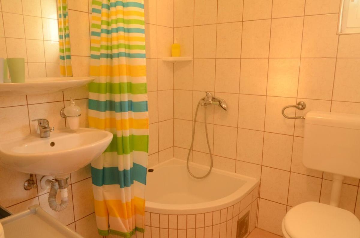 Apartments Lumini Трогир Экстерьер фото